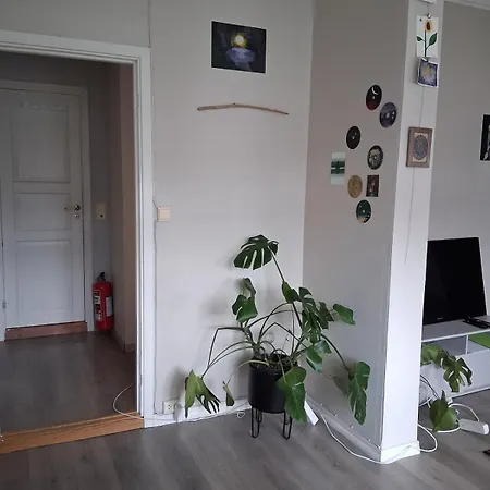Cozy & 10min To Center Apartamento